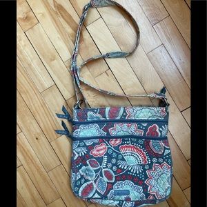 Vera Bradley crossbody bag.